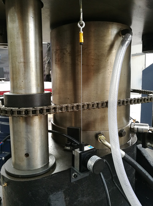 拉線式位移傳感器的輸出信號(hào)及工作原理